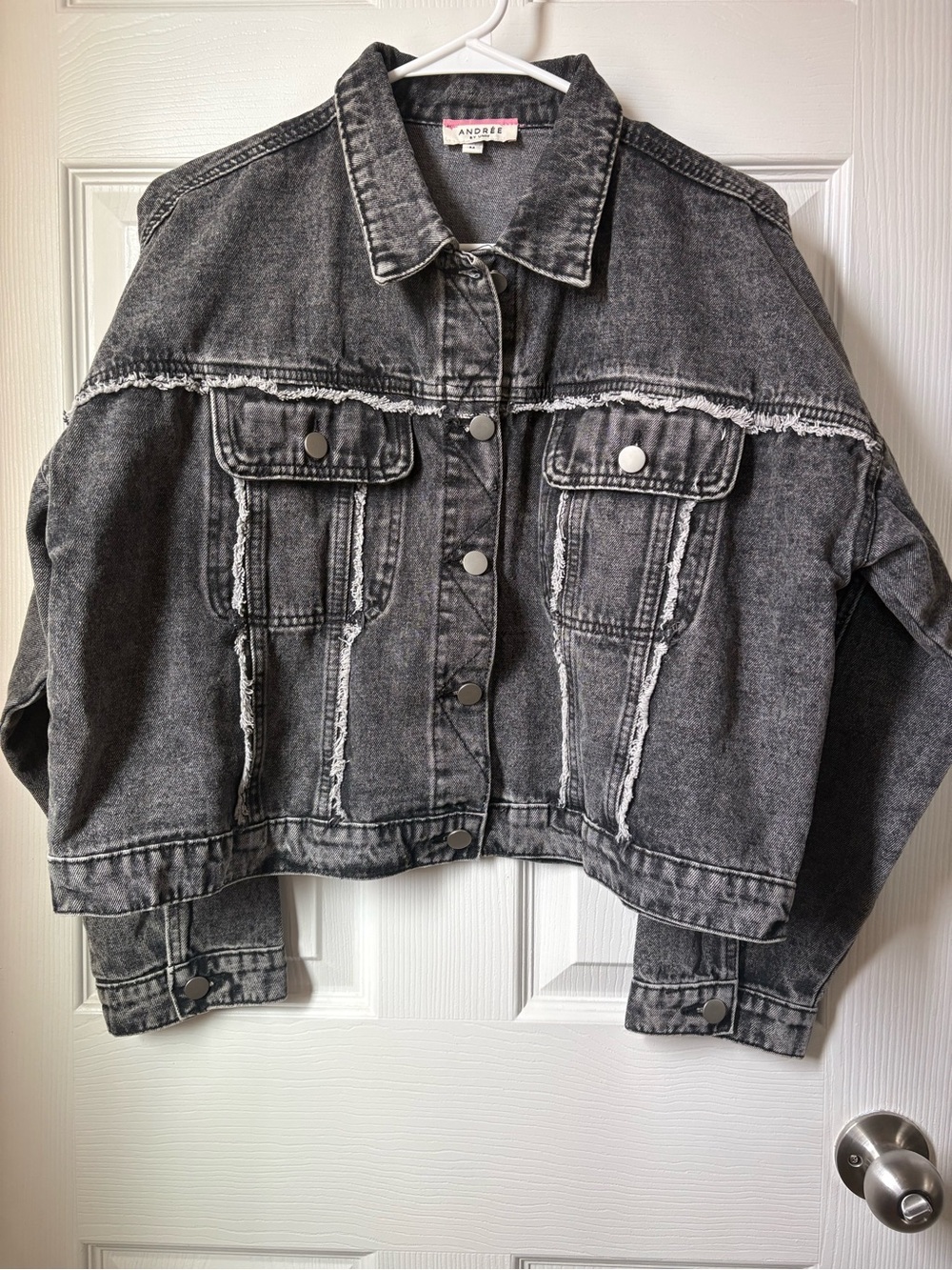 ANDREE BY UNIT Washed Cropped Boxy Denim Jacket